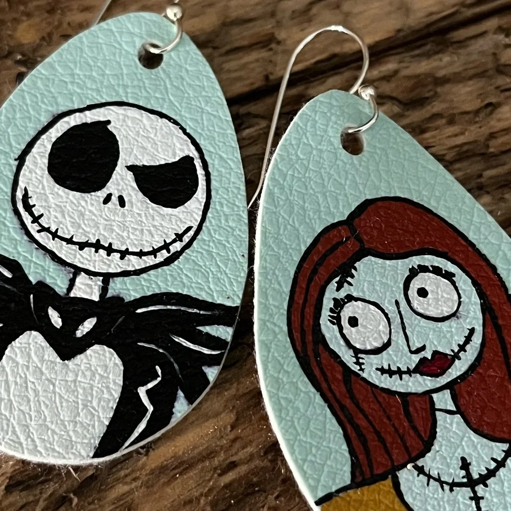HAND PAINTED Unique Cartoon earrings!! - Picture 5 of 5